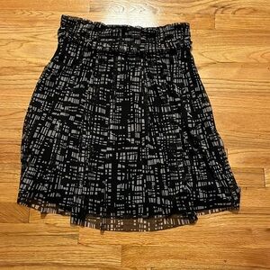 Focus 2000 black and white layered skirt- size 12